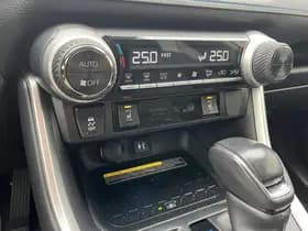 Toyota Rav4 thumbnail 85