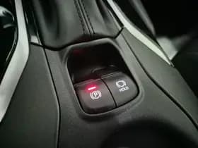 Toyota Corolla-cross thumbnail 13