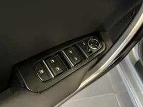 Kia Ceed-sportswagon thumbnail 2