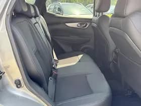 Nissan Qashqai thumbnail 43
