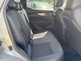 Nissan Qashqai thumbnail 10