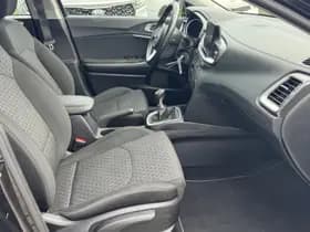 Kia Ceed-sportswagon thumbnail 23