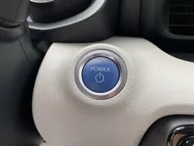 Toyota Yaris thumbnail 32