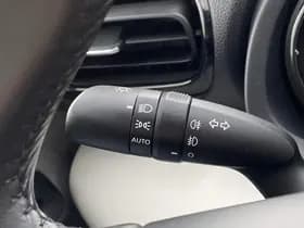 Toyota Yaris thumbnail 77