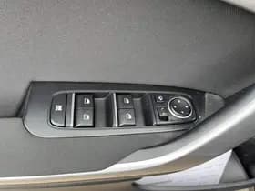 Kia Ceed thumbnail 32