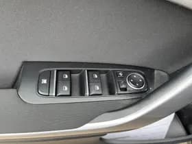 Kia Ceed thumbnail 9