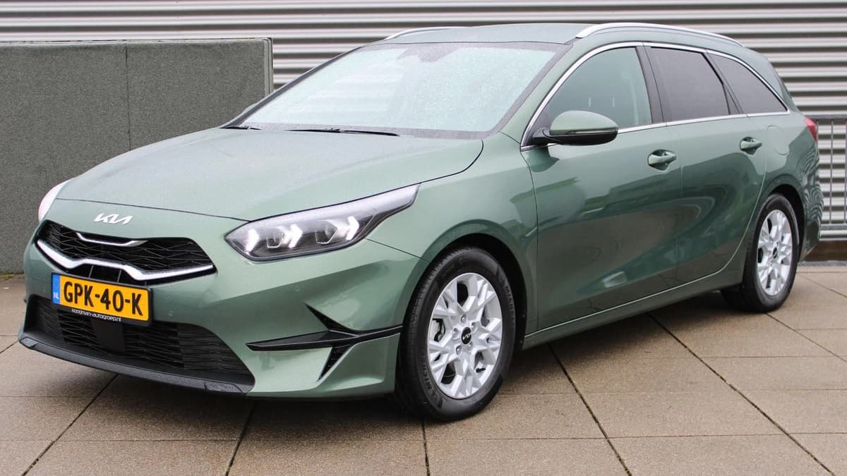 Kia Ceed-sportswagon — foto 1
