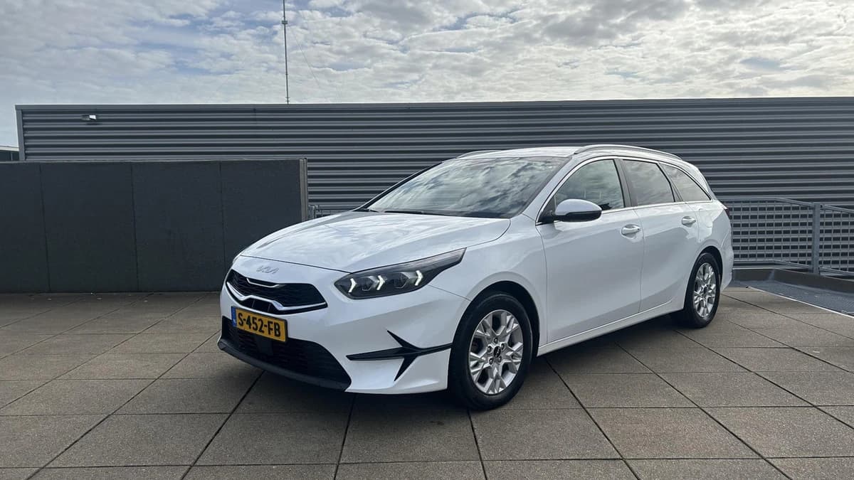 Kia Ceed-sportswagon — foto 1
