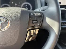 Toyota C-hr thumbnail 32