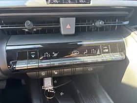 Toyota C-hr thumbnail 43