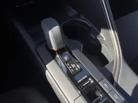 Toyota C-hr thumbnail 75