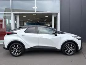 Toyota C-hr thumbnail 38