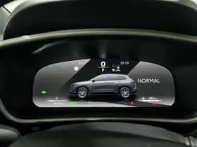 Toyota Corolla-cross thumbnail 13