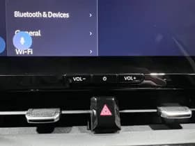 Toyota Corolla-cross thumbnail 26