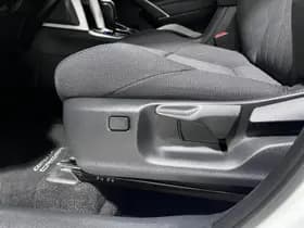 Toyota Corolla-cross thumbnail 32