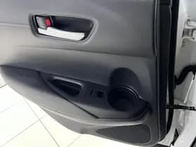 Toyota Corolla-cross thumbnail 34