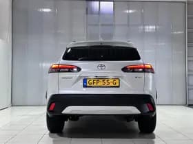 Toyota Corolla-cross thumbnail 6