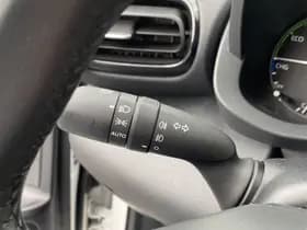 Toyota Yaris thumbnail 26