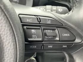 Toyota Yaris thumbnail 28