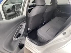 Toyota Yaris thumbnail 41