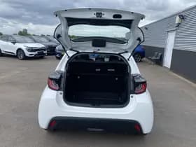 Toyota Yaris thumbnail 7