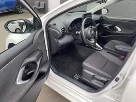 Toyota Yaris thumbnail 65