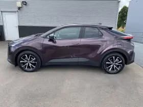 Toyota C-hr thumbnail 3