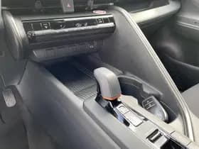 Toyota C-hr thumbnail 24