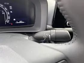 Toyota C-hr thumbnail 62