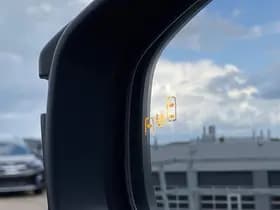 Toyota C-hr thumbnail 69