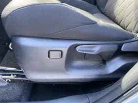 Toyota Corolla-cross thumbnail 70