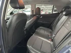 Kia Stonic thumbnail 4