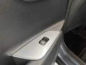 Kia Stonic thumbnail 45