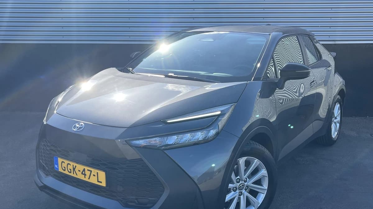Toyota C-hr — foto 1