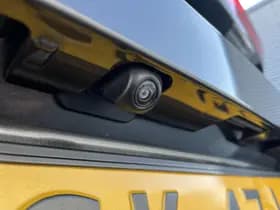 Toyota C-hr thumbnail 13