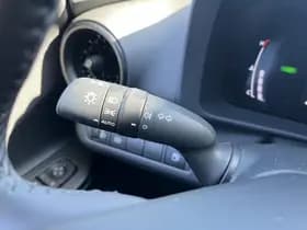 Toyota C-hr thumbnail 22