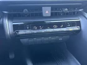 Toyota C-hr thumbnail 28