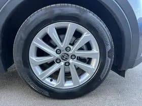 Toyota C-hr thumbnail 51