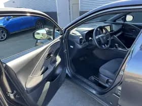 Toyota C-hr thumbnail 58