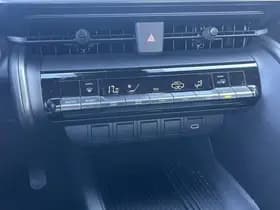 Toyota C-hr thumbnail 72