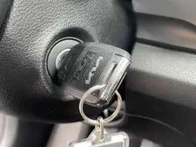 Kia Stonic thumbnail 33