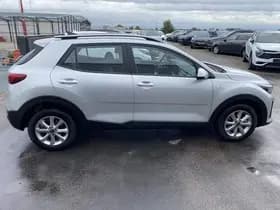 Kia Stonic thumbnail 60