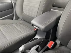 Kia Stonic thumbnail 84