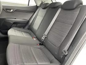 Kia Stonic thumbnail 90