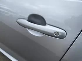 Toyota Yaris thumbnail 58