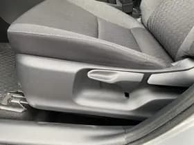 Toyota Yaris thumbnail 61