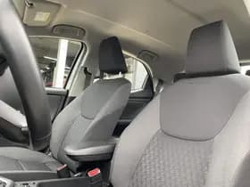 Toyota Yaris thumbnail 64