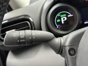 Toyota Yaris-cross thumbnail 7