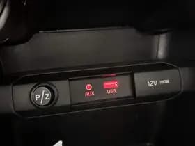 Kia Picanto thumbnail 35