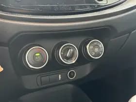 Toyota Aygo thumbnail 12